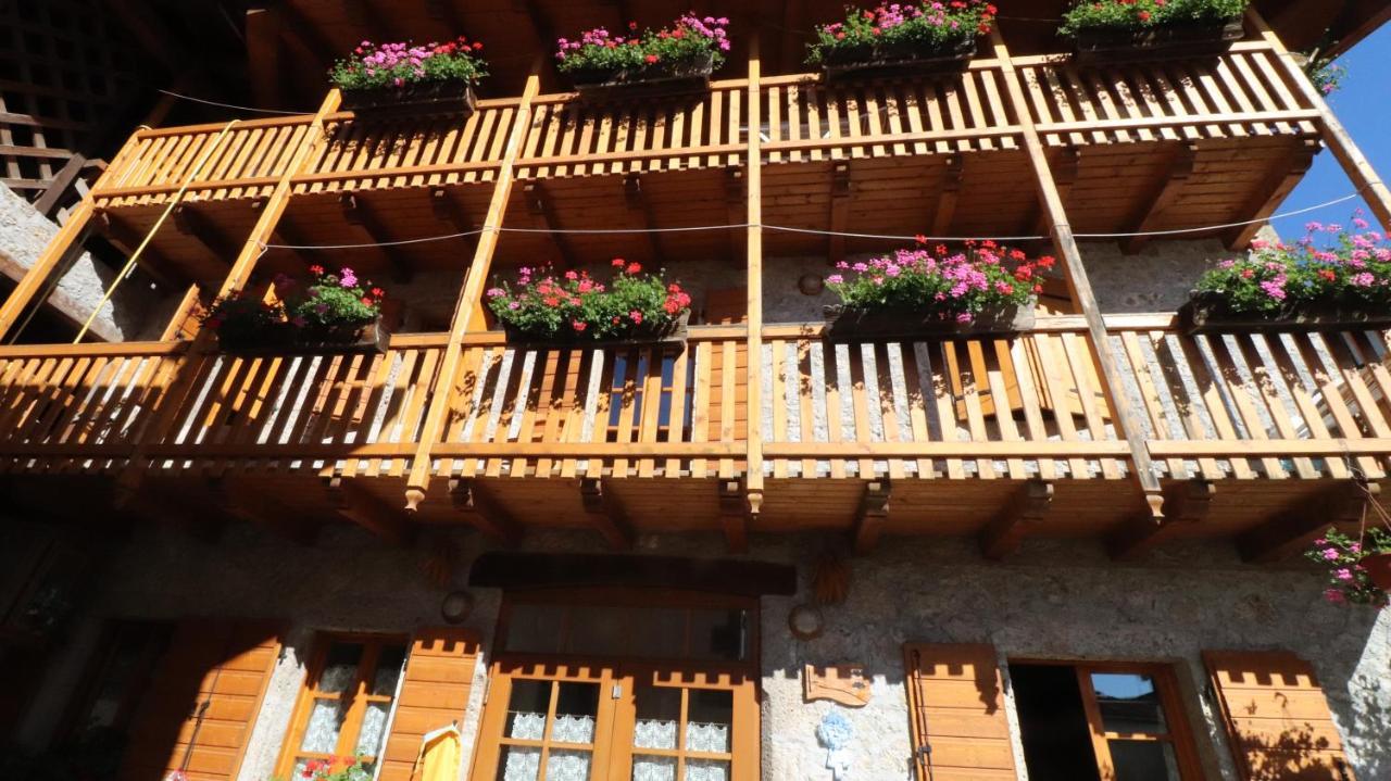 Bed and Breakfast Dependance Grimani Ampezzo Esterno foto